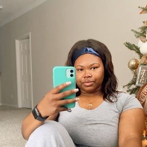 Meet your Posher, Andreyana